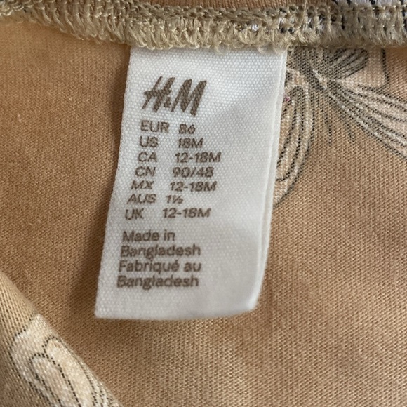 H&M One Piece -Butterfly open front - Picture 2 of 2